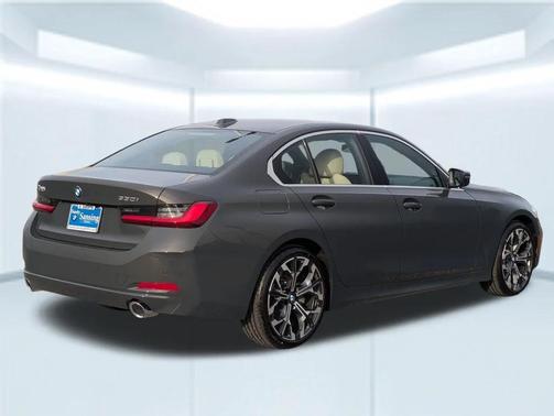 Dravit Grey Metallic 2026 BMW 330 330i