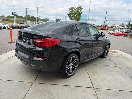 Black 2016 BMW X4 xDrive28i