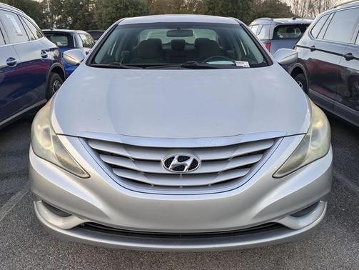 Radiant Silver 2011 Hyundai SONATA GLS