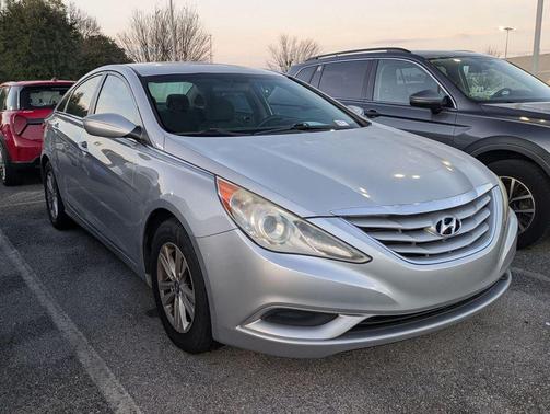 Radiant Silver 2011 Hyundai SONATA GLS