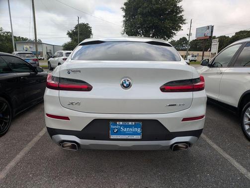 White 2025 BMW X4 xDrive30i