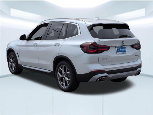Mineral White Metallic 2024 BMW X3 xDrive30i