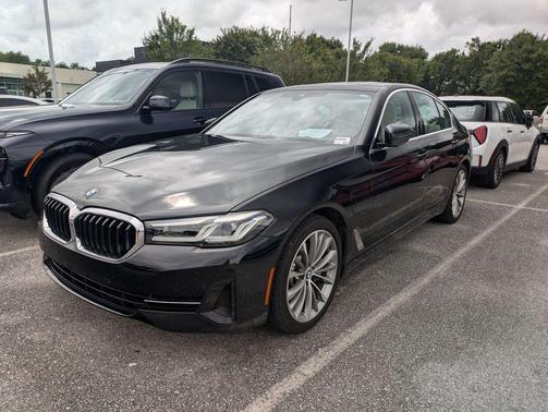 Black Sapphire Metallic 2021 BMW 530e Base