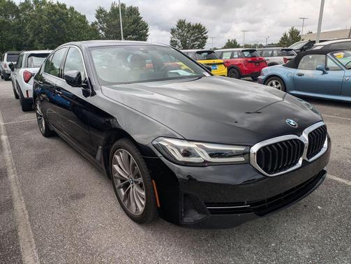 Black Sapphire Metallic 2021 BMW 530e Base