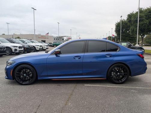 Portimao Blue Metallic 2022 BMW 330 330i