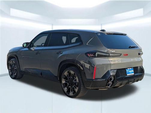 Dravit Grey Metallic 2026 BMW XM Label