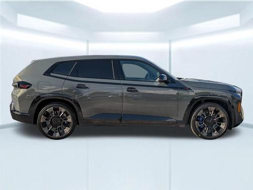 Dravit Grey Metallic 2026 BMW XM Label
