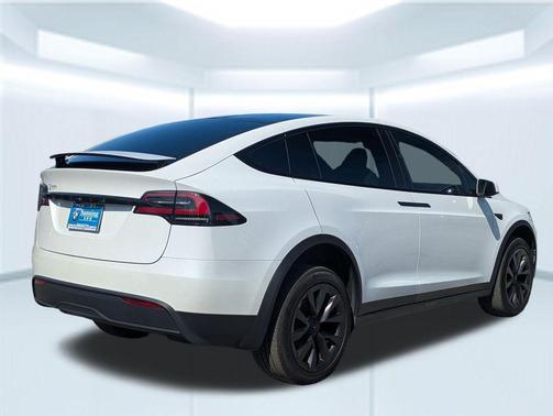Pearl White Multi-Coat 2024 Tesla Model X Long Range