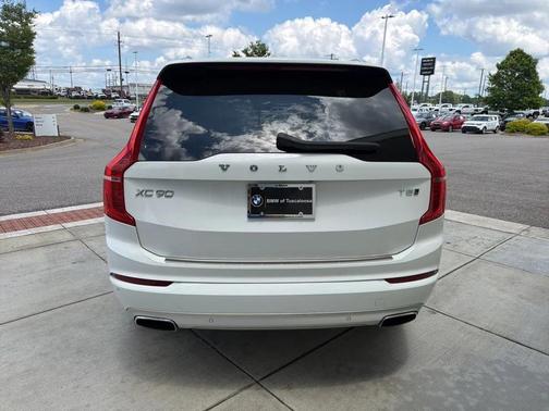 Ice White 2020 Volvo XC90 T5 Momentum