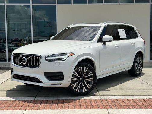 Ice White 2020 Volvo XC90 T5 Momentum