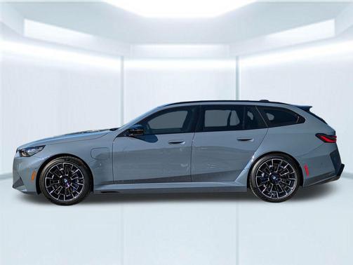 2025 BMW M5 Base
