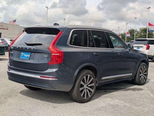 Denim Blue Metallic 2023 Volvo XC90 B6 Plus 7-Seater
