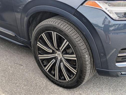 Denim Blue Metallic 2023 Volvo XC90 B6 Plus 7-Seater