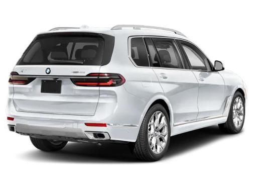 White 2023 BMW X7 xDrive40i
