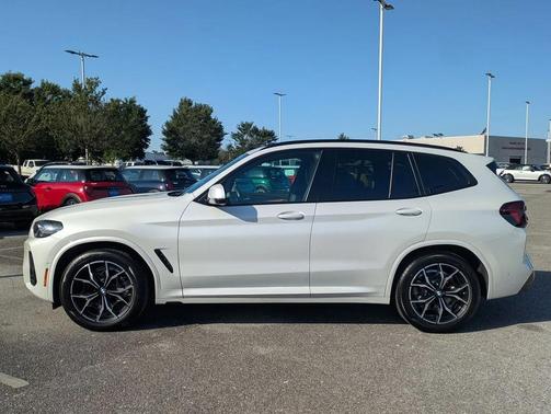 Mineral White Metallic 2023 BMW X3 sDrive30i