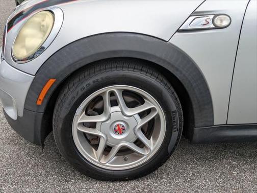 2007 MINI Cooper S Base