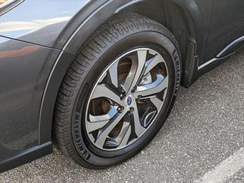 2021 Subaru Outback Touring XT