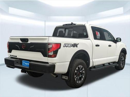 2024 Nissan Titan PRO-4X