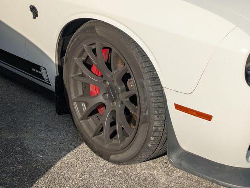 2016 Dodge Challenger SRT Hellcat