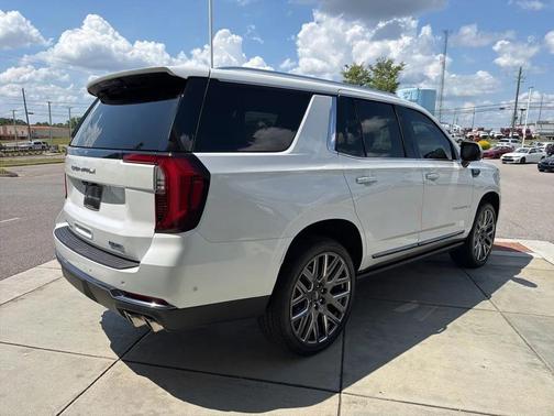 White Frost Tricoat 2025 GMC Yukon Denali Ultimate