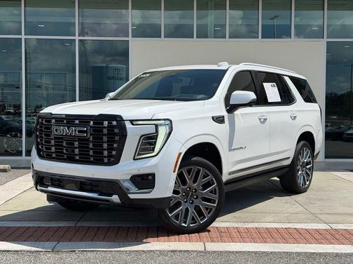 White Frost Tricoat 2025 GMC Yukon Denali Ultimate