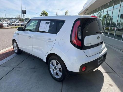 Clear White 2017 Kia Soul Base