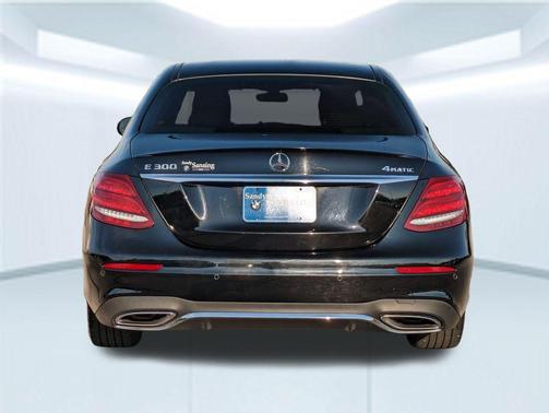 2018 Mercedes-Benz E-Class 4MATIC