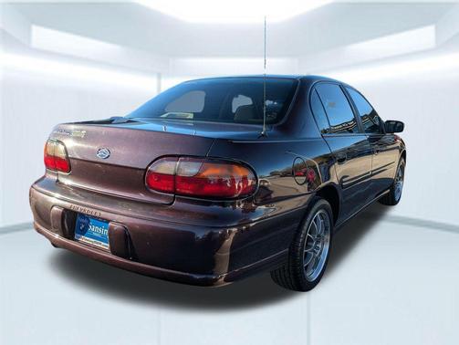 2000 Chevrolet Malibu Base