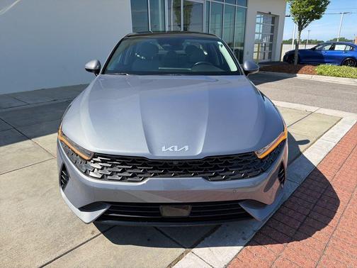 Everlasting Silver 2022 Kia K5 EX