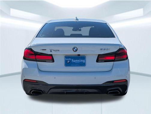 2022 BMW 530 i xDrive