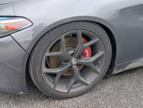 2019 Alfa Romeo Giulia Base