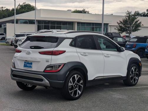Lunar White 2023 Hyundai KONA Limited