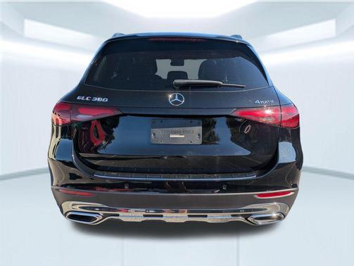 Black 2024 Mercedes-Benz GLC 300 4MATIC