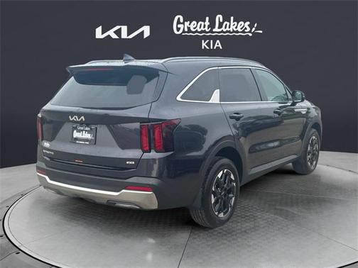 2025 Kia Sorento S