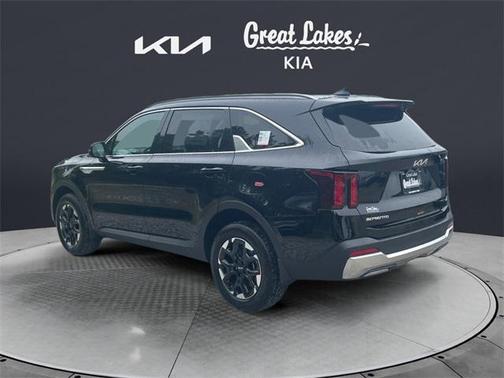 2025 Kia Sorento S