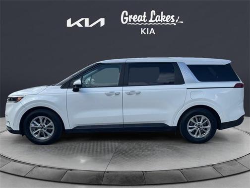 2024 Kia Carnival LX