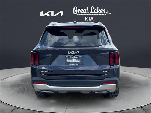 2025 Kia Sorento S