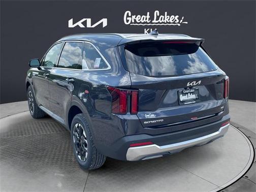2025 Kia Sorento S