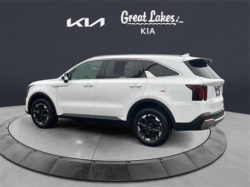 2025 Kia Sorento S