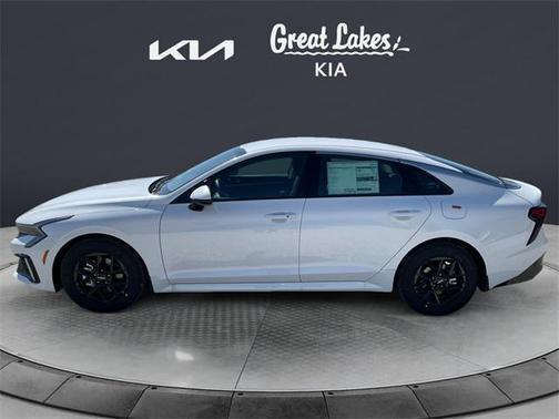 2025 Kia K5 LXS