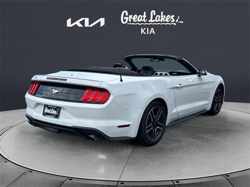 2022 Ford Mustang EcoBoost Premium