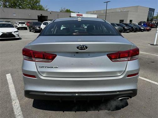 2020 Kia Optima LX