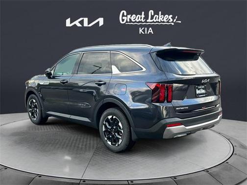 2025 Kia Sorento S
