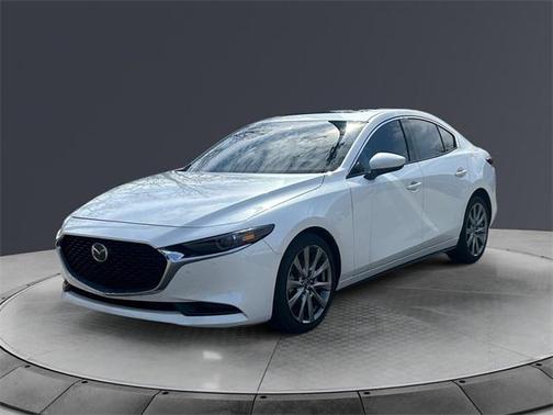 2022 Mazda Mazda3 FWD w/Premium Package