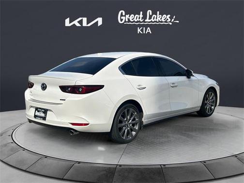 2022 Mazda Mazda3 FWD w/Premium Package