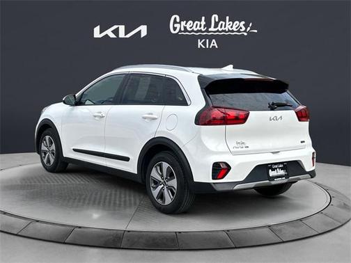 2022 Kia Niro LX