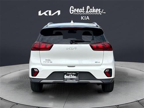 2022 Kia Niro LX