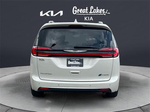 2021 Chrysler Pacifica L