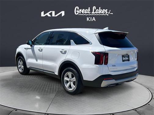 2024 Kia Sorento LX