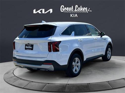 2024 Kia Sorento LX